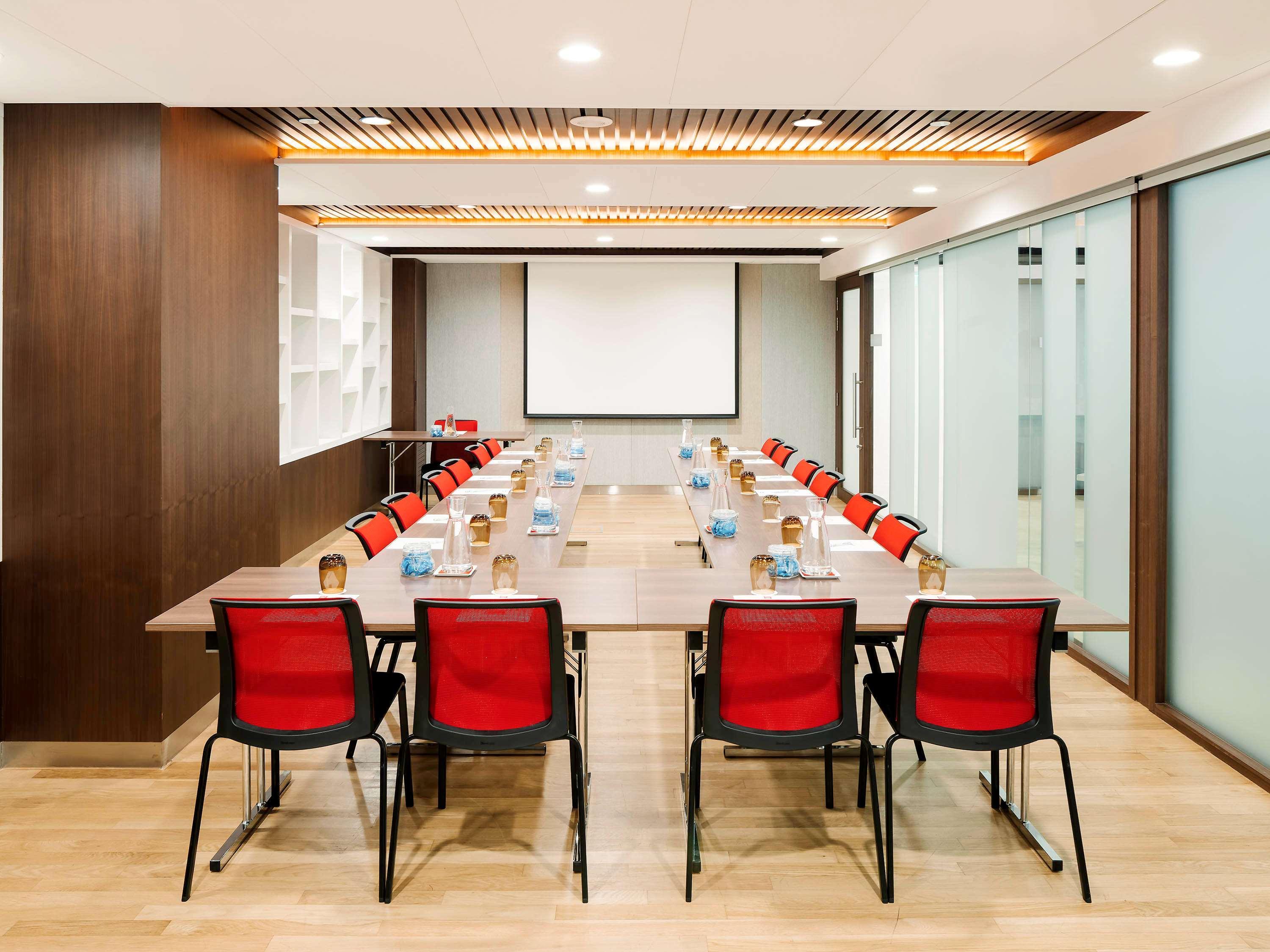 Ibis Singapore On Bencoolen - Newly Renovated Zewnętrze zdjęcie
