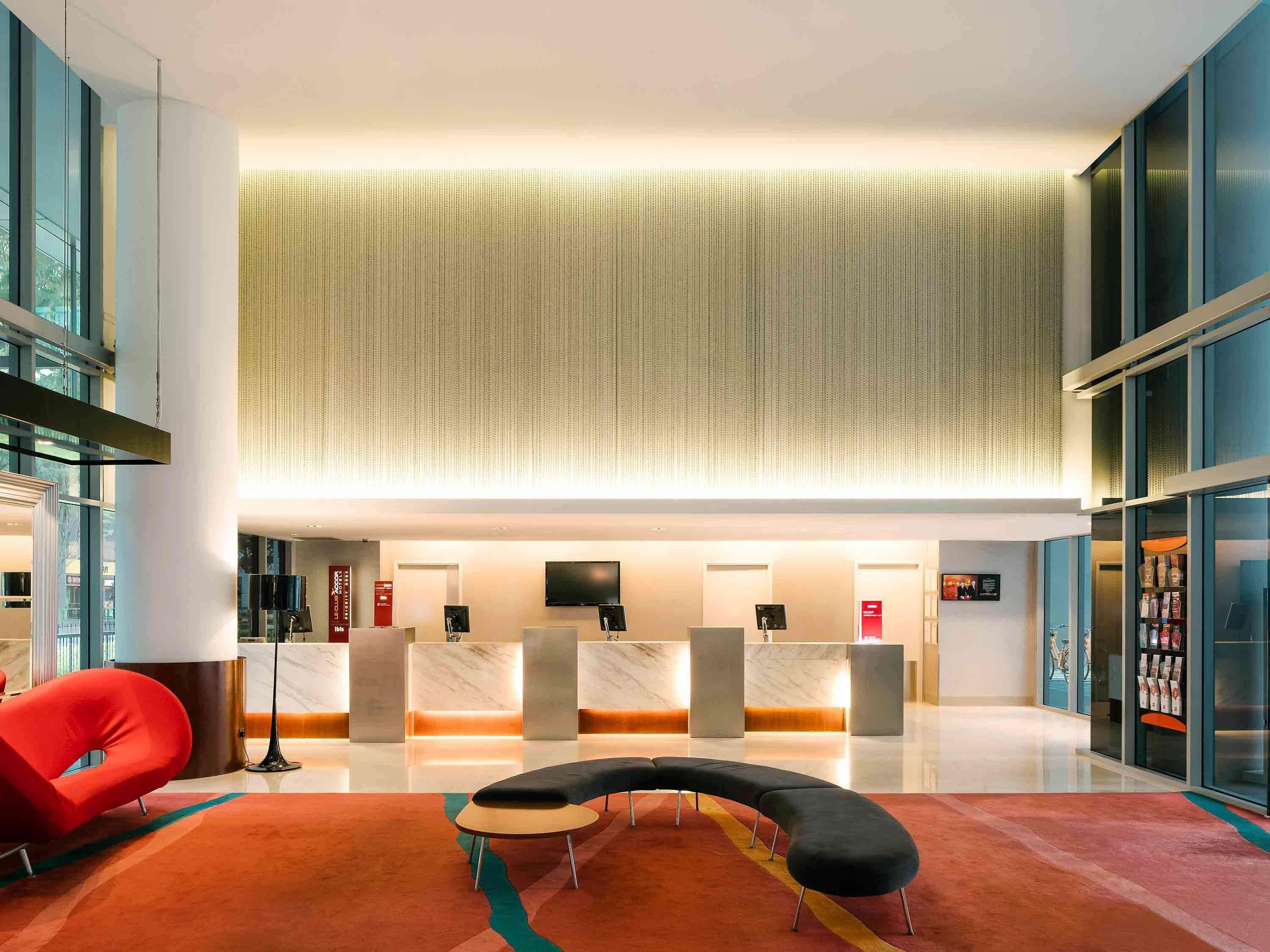 Ibis Singapore On Bencoolen - Newly Renovated Zewnętrze zdjęcie