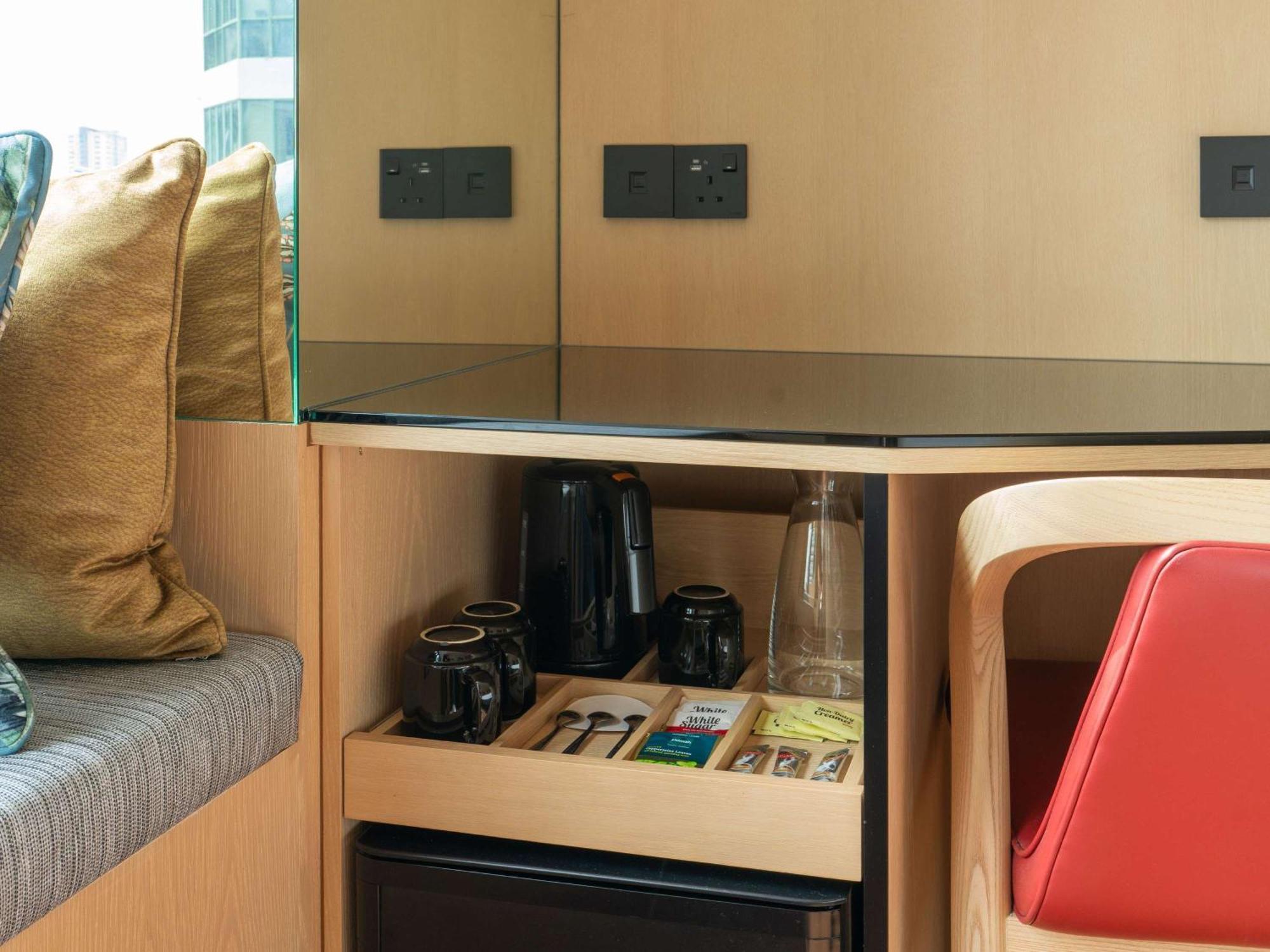 Ibis Singapore On Bencoolen - Newly Renovated Zewnętrze zdjęcie